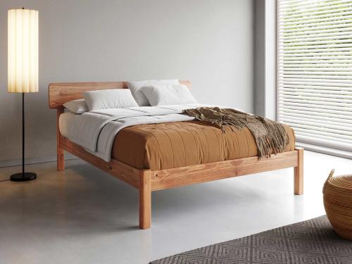 wooden beds deco cinnamon