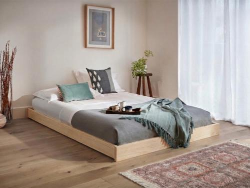 Low Enkel Platform Bed (No Headboard) Maple
