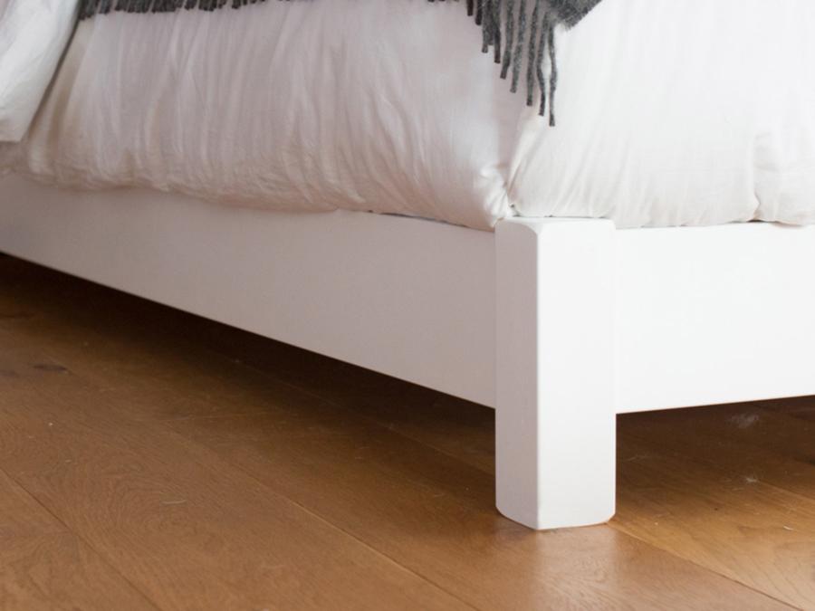 space saver bed white leg design